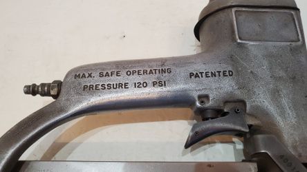 Paslode Staple Gun (GO1047848)