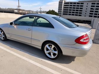 04 Mercedes Benz clk 320 80k miles Runs excellent