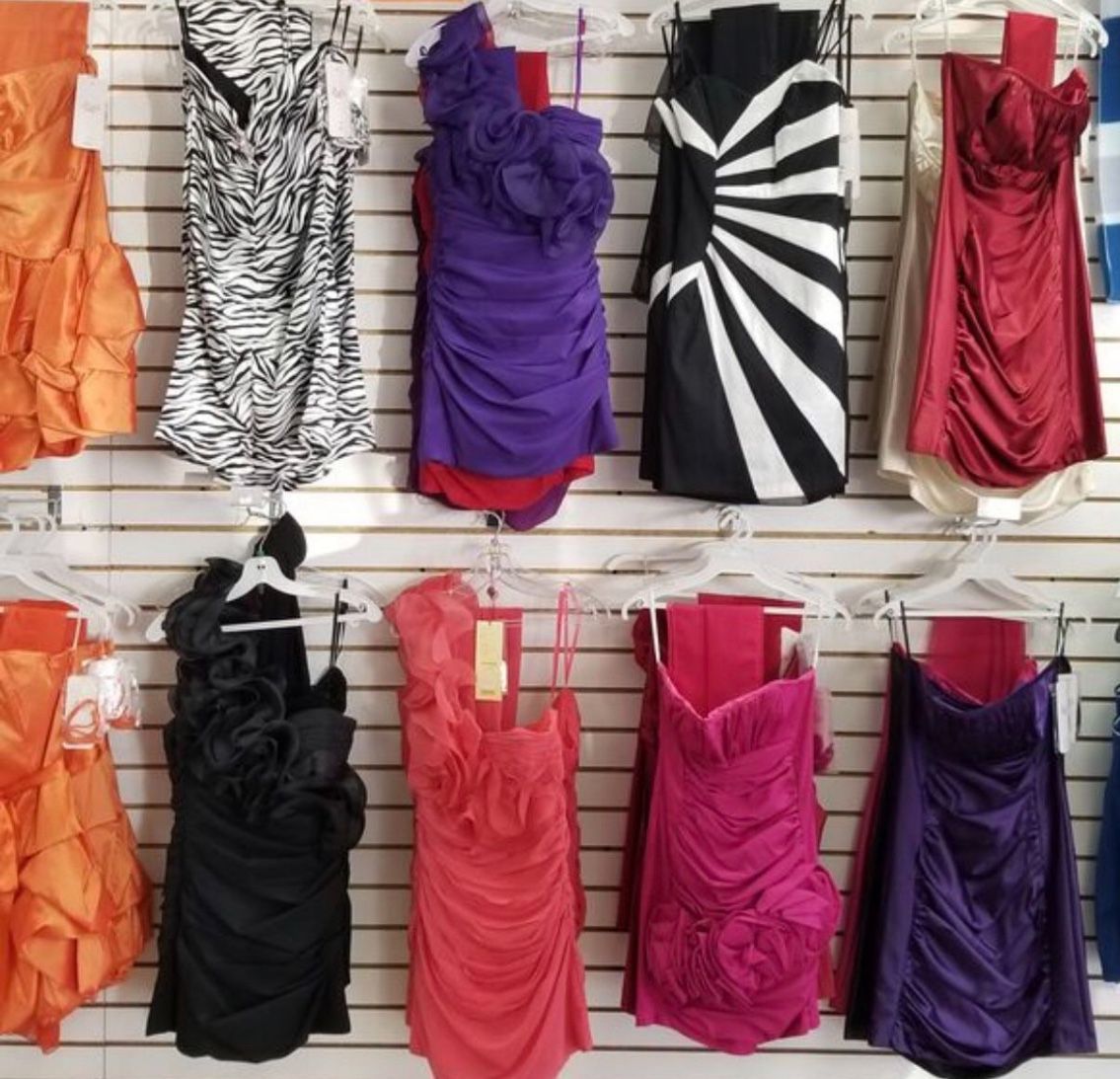 WOMEN’S FORMAL SHORT DRESSES