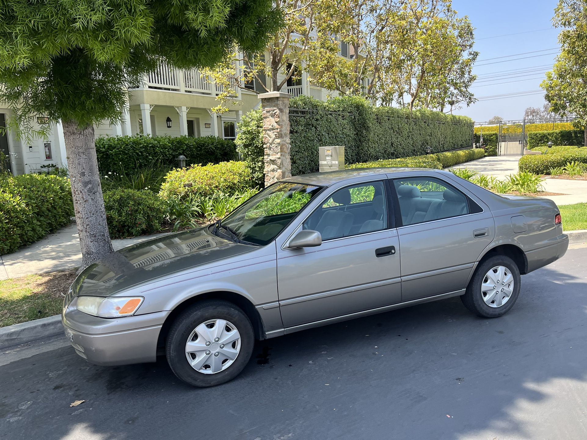 1998 Toyota Camry for Sale in Irvine, CA - OfferUp