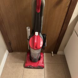 Vacuum Devil Dirty Like New