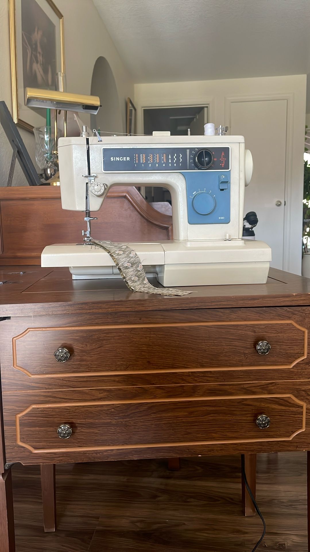 Singer Sewing Machine Model 5180