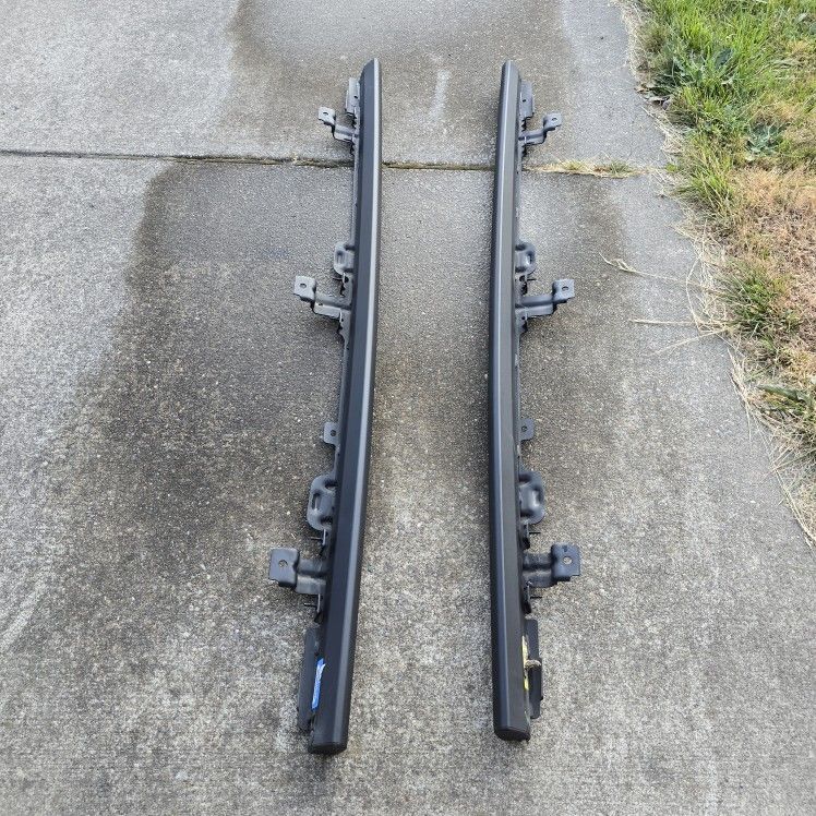 OEM JL Wrangler Rubicon Rock Rails