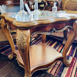 AICO By Michael Amini PALAIS ROYALE End Table - GA