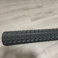 Extra firm, deep tissue massage Prima Lole Foam roller made of high density EVA foam