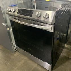 Electric Stove With 5 Burners - Great Deal!