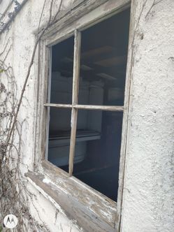We replace window glass
