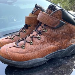 Dr Comfort Mens work/ Hiking Boots