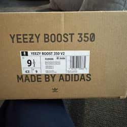 Yeezy Boost 350