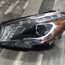 2014-2016 W117 CLA250 CLA43 AMG LEFT DRIVER SIDE HEADLIGHT ORIGINAL OEM BARE NO MODULES IN GREAT WORKING CONDITIONS