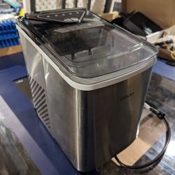 Electric Ice Maker