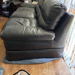 Leather Pull-Out Bed