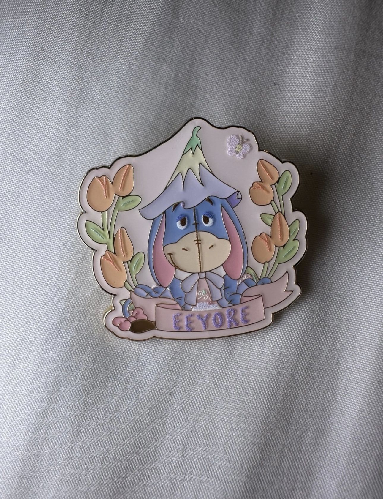 Shanghai Disney Resort Winnie The Pooh Summer 2024 Eeyore Tulips Bee Mystery Pin