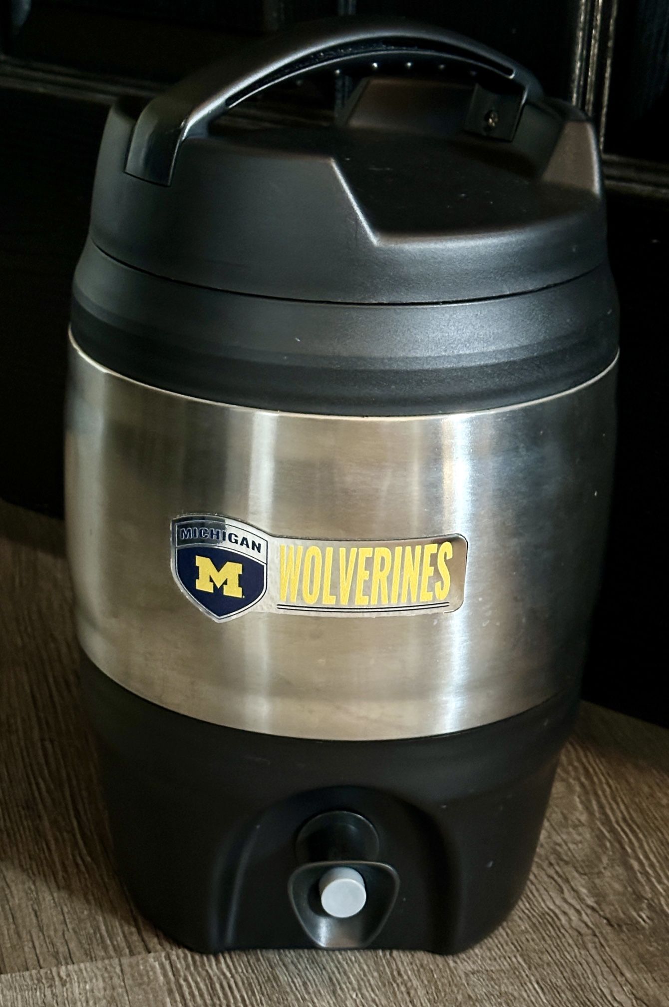 Michigan Wolverines Drink Dispenser 128oz / 3.8L New