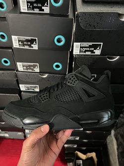 Jordan 4 Black Cat