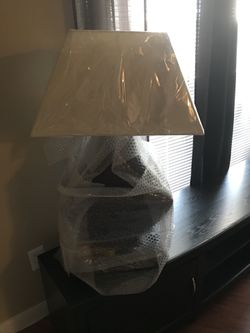 Table lamp