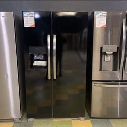 Frigidaire Side By Side Refrigerator With Water Dispenser And Ice Maker Glossy