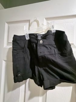 Women’s Size 7/M Shorts, Skorts & Pan
