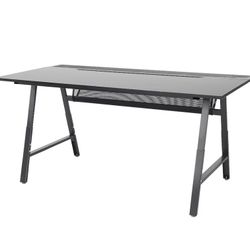 IKEA Gaming Desk - Color Light Gray - New $ 270