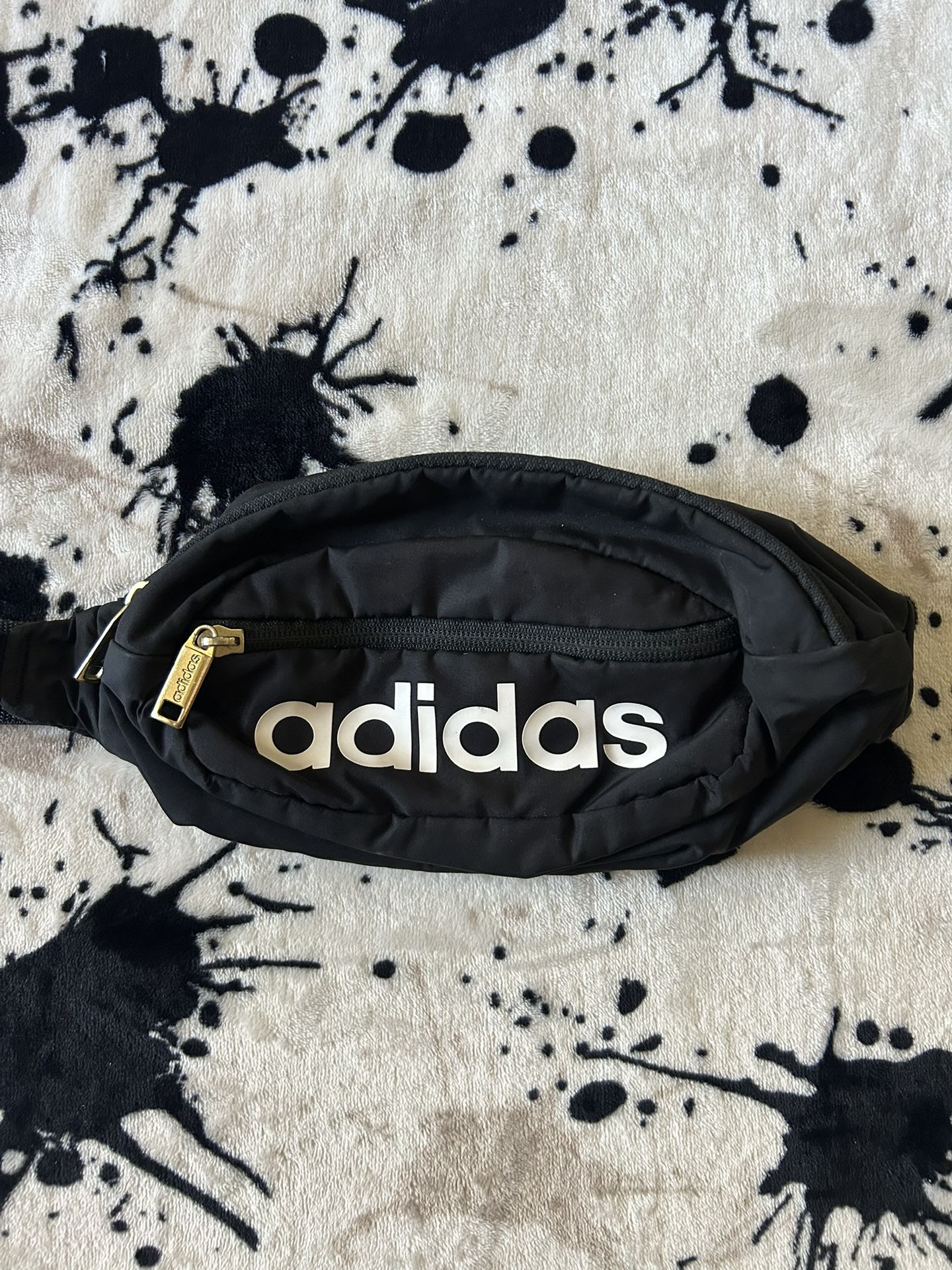 Adidas Fanny Pack With Gold Zippers