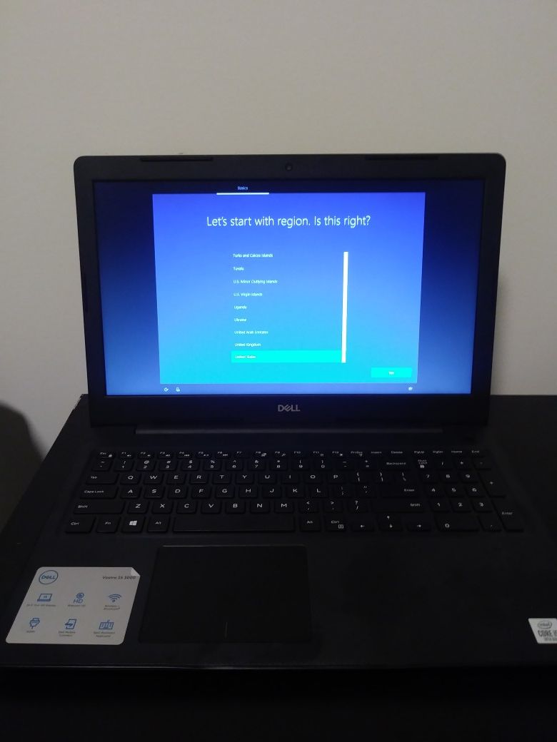 Brand New Dell Laptop (Win 10, 10th gen i5)