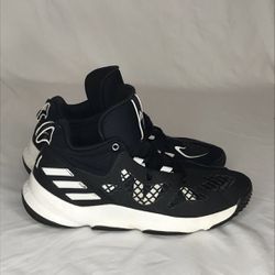 Adidas Size 10 Mad Bounce Black and White Basketball Shoes LVL 029002  Gently used for Sale in Alexander, WV - OfferUp