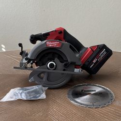 Milwaukee Fuel 6 1/2 Circular Saw With 8.0 Forge Battery
