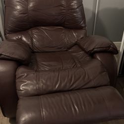 For Sale: Reclining Single Sofa Chair