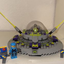 LEGO 7052 Alien conquest UFO Abduction Set