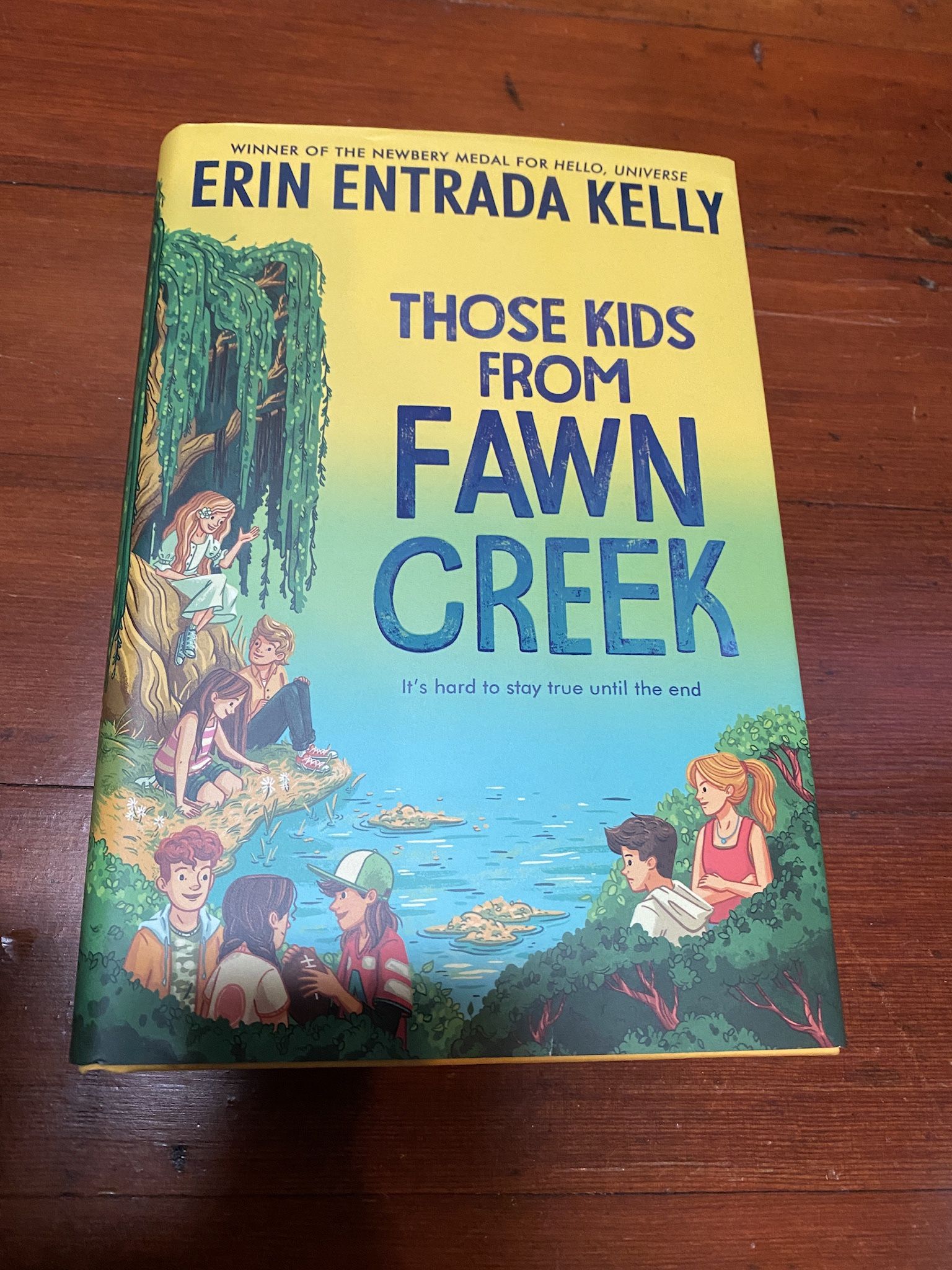 Great gift for a teen who loves to read! ❤️