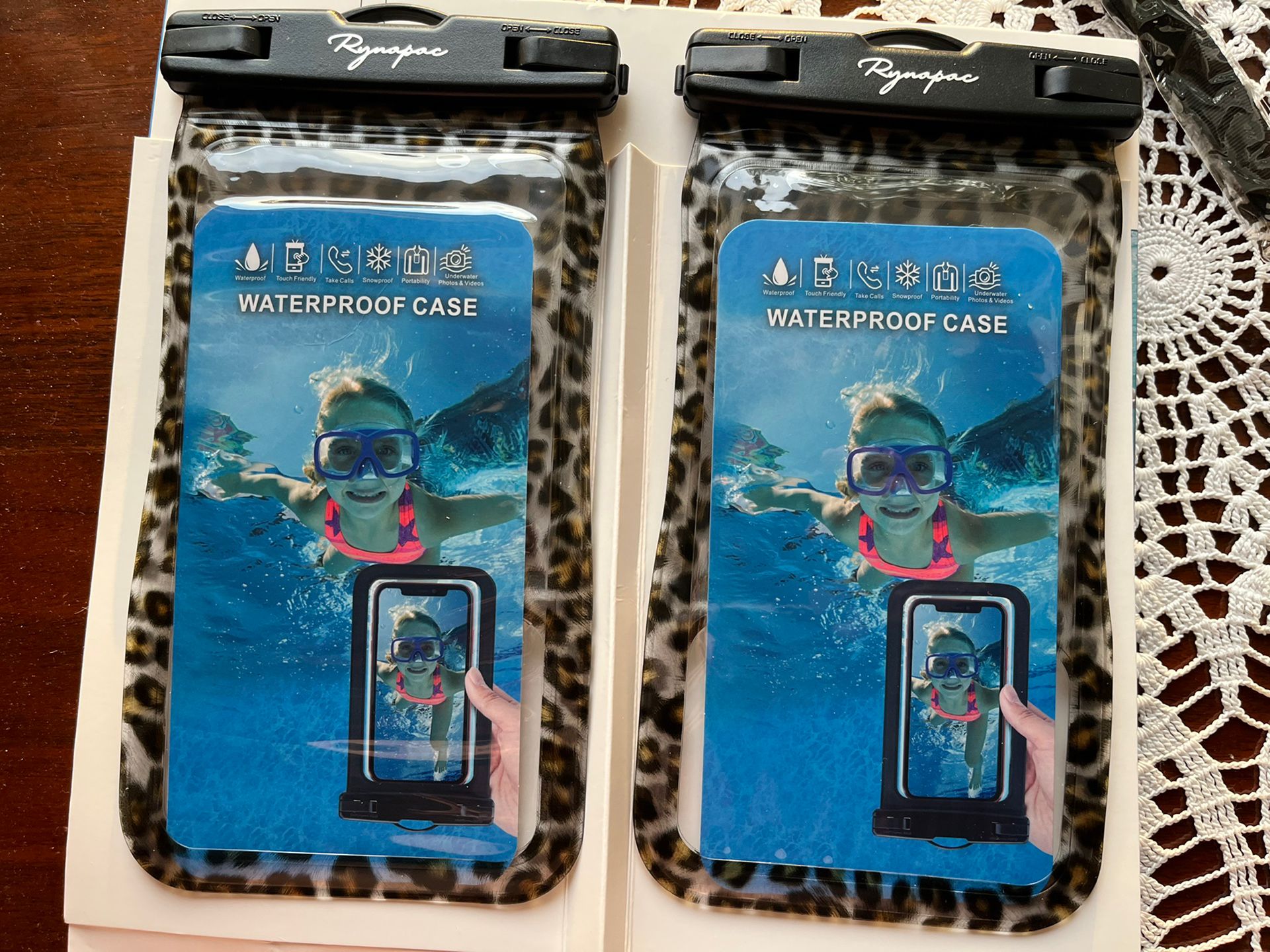 Women & Girl Up to 7" Cellphone POUCH Compatible with iPhone 13 12 11 Pro Max XS Max Samsung Galaxy Dry Bags IPX8