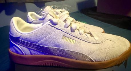 New Women’s Puma Shoes