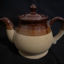 Vintage 1970’s Stoneware Teapot