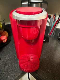 Keurig Single Serve Coffee Maker Red
