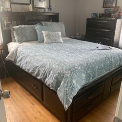 Queen Bedroom set