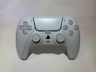 Custom All-White PS5 Controller – TMR Joysticks and New Battery