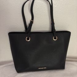 Black Purse