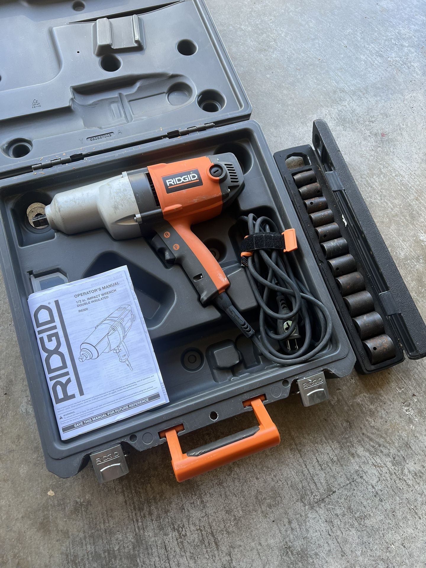 Ridgid Impact Wrench W/ Socket Set 