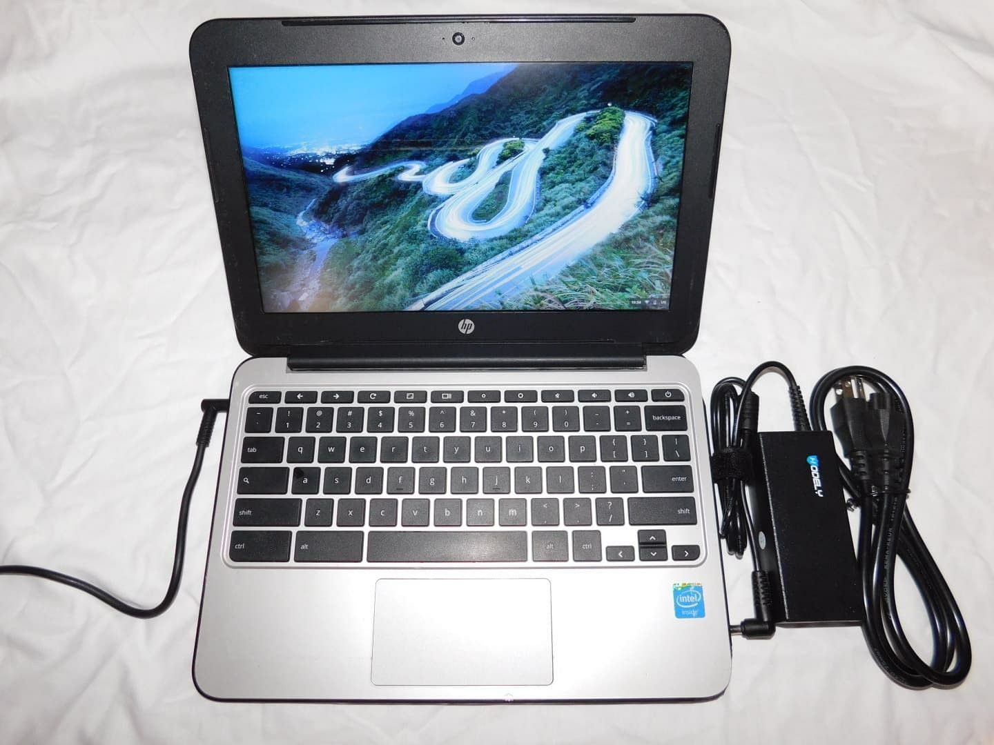 HP Google Chromebook Laptop for School w/Refurbish Battery & New Charger [Factory Reset]