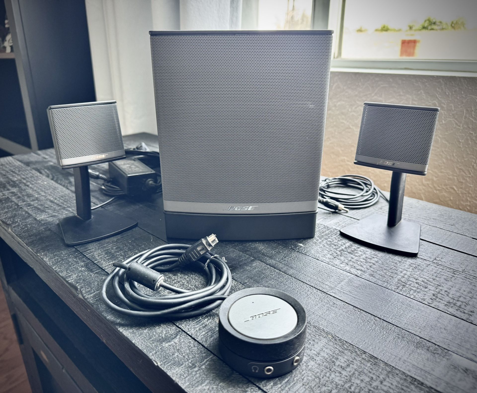 Bose Companion ® 3 Series II Multimedia Speaker System