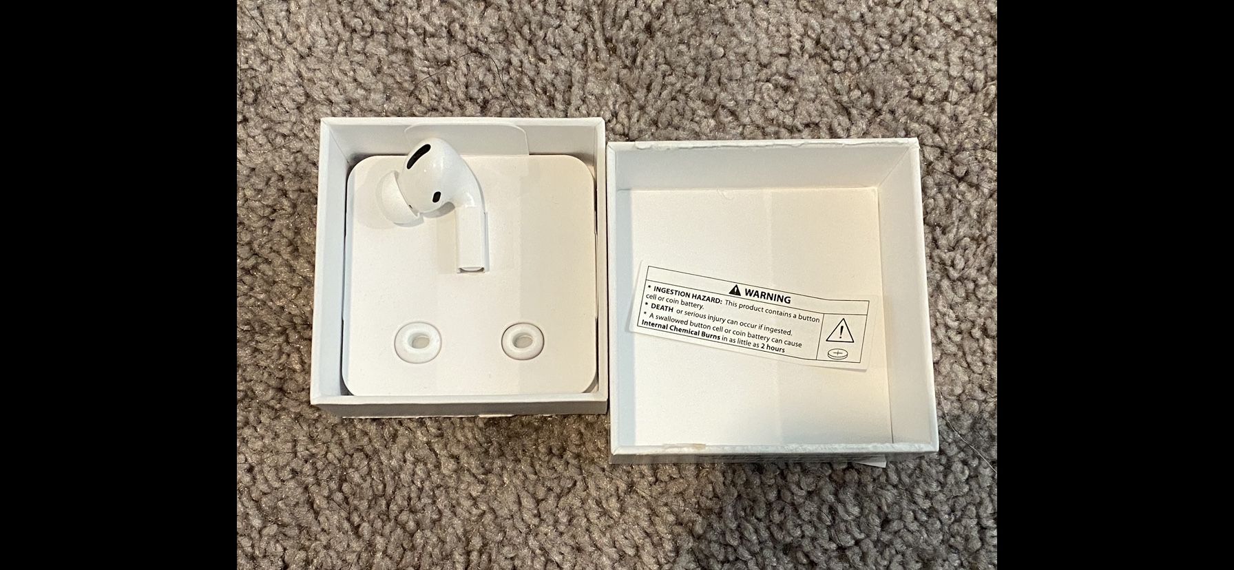 Right Apple AirPod Pro (1st Gen)