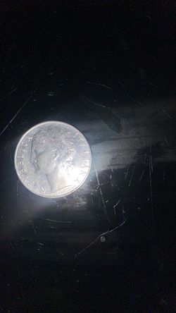 Italian Repubblica Italiana Coin
