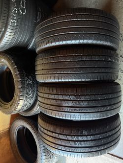 Set of four 255 55 20 Pirelli scorpion verde tires