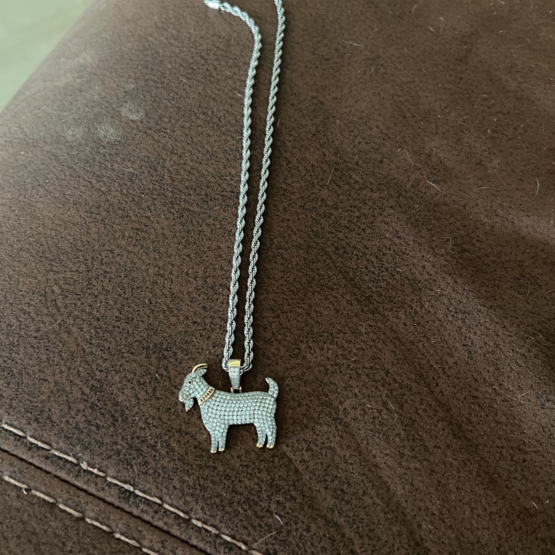 “GOAT” Chain