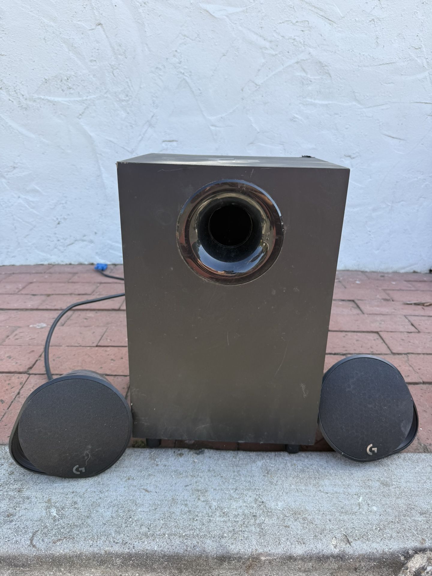 Logitech G560 PC Gaming Speaker System $150 OBO