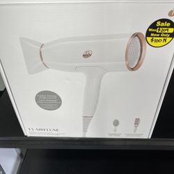 T3 AireLuxe Digital Ionic Professional Blow Hair Dryer, Fast Drying, Lightweight and Ergonomic, Volume Boosting, Frizz Smoothing, Multiple Heat and Sp