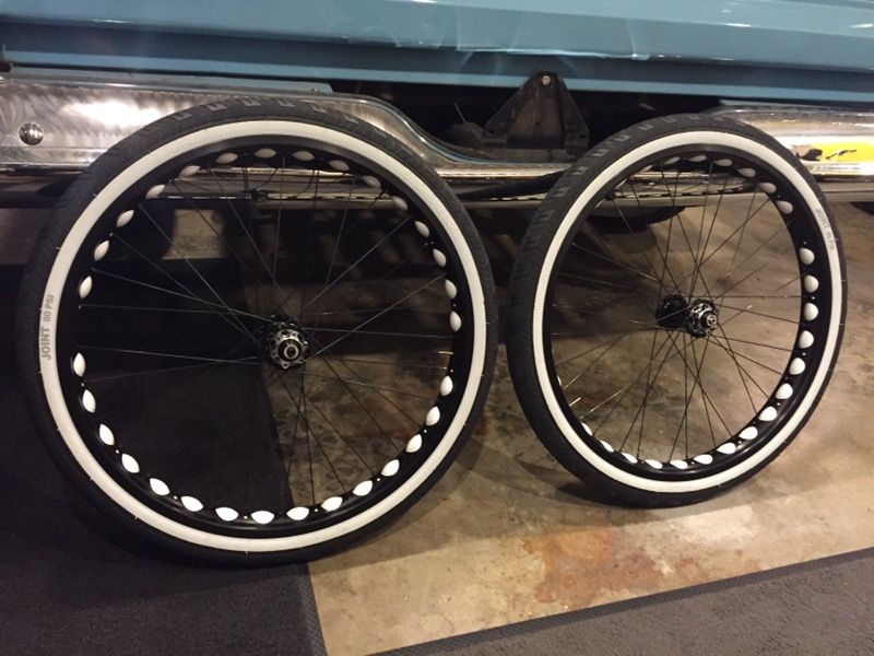 Bad Ass 26" wheel set, sealed bearing disc hubs, machined double wall rims