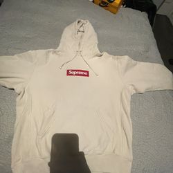 Supreme Hoodie Size Medium 