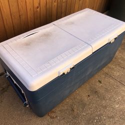 GOTT Extra Large Icebox Cooler Chest ~4ft long