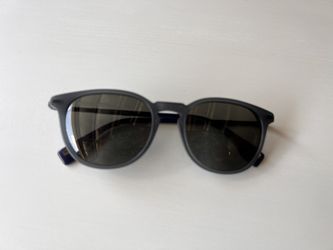 I am selling Converse glasses model Q315 Gray 50-19-140 excellent conditions $100